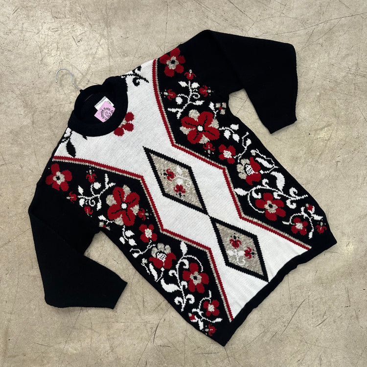 JERSEY BLACK RED WHITE FLORAL LOOK